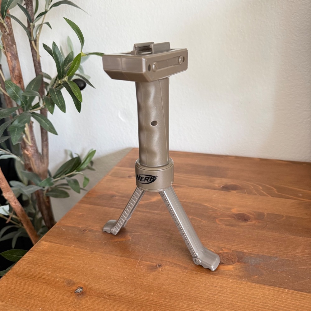Nerf N-Strike Tactical Bipod Foregrip Tan Hasbro 2009 Blaster Rail Accessory Toy
